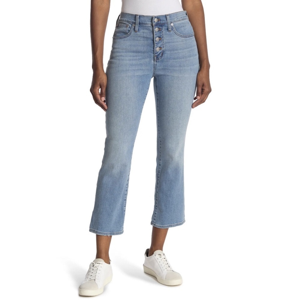 Madewell Women's Size 27 Cali Denim Button Fly Boot Cut Jeans Light Blue M4235